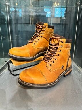 Men's Yukon Lace-Up Leather Boots